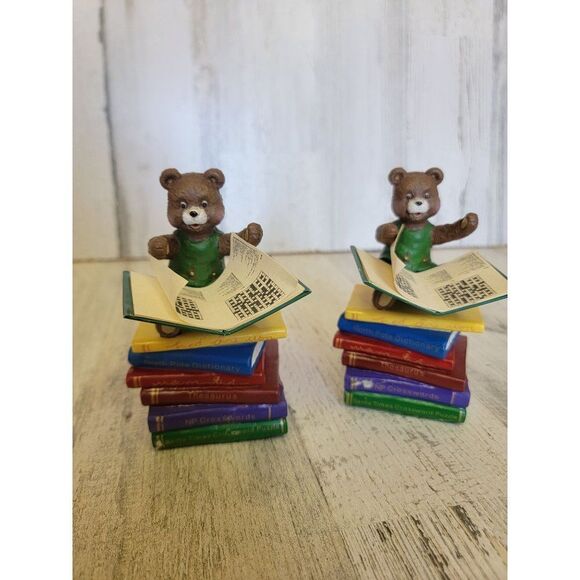 Santa Claus North Pole teddy bear helper books stack figure accessory xmas set - Picture 1 of 9